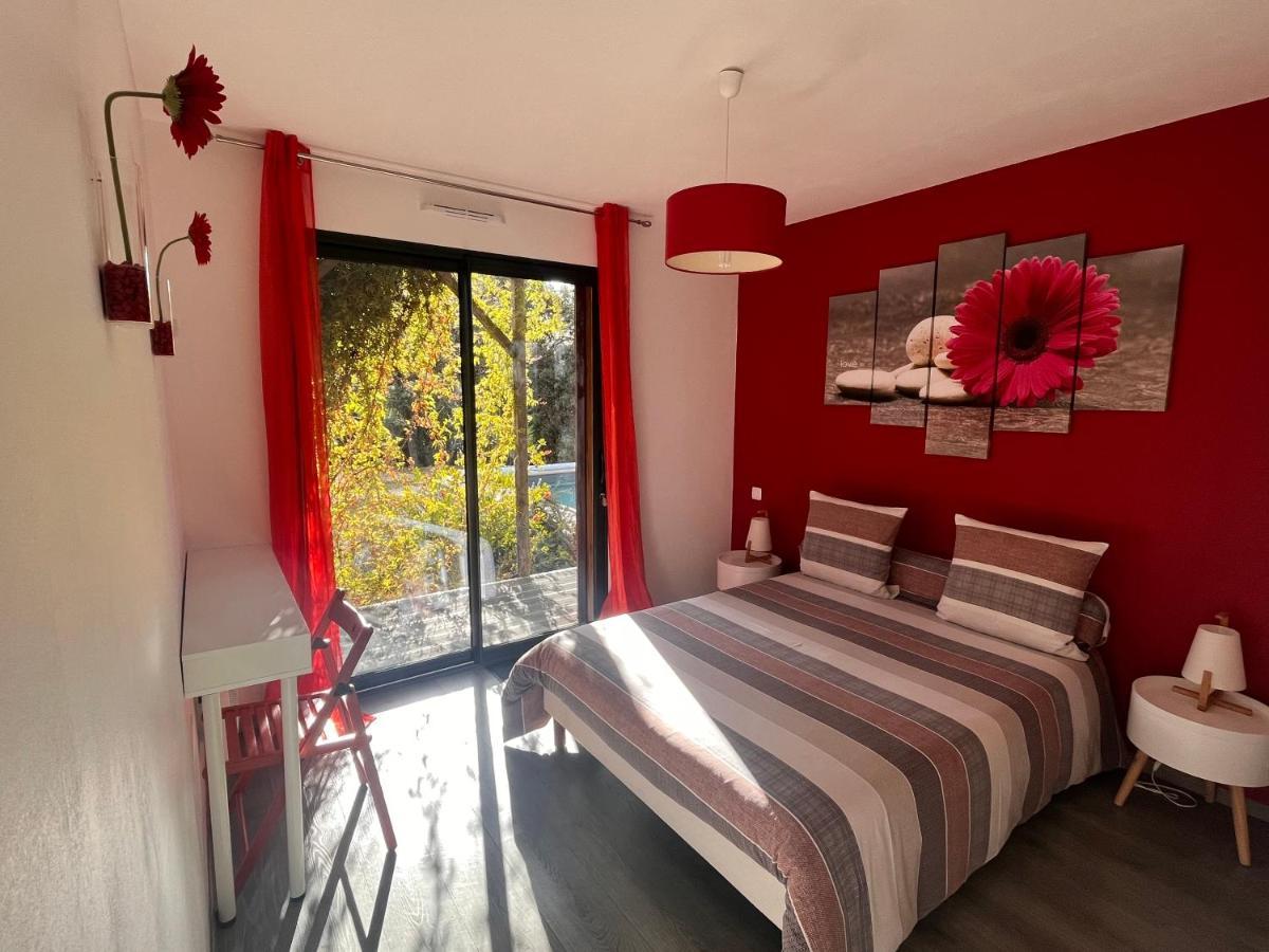 Du Reve O Naturel - Maison De Vacances Entre Gorges De L'Ardeche Et Gard Saint-Julien-de-Peyrolas 外观 照片
