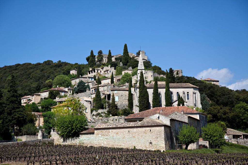 Du Reve O Naturel - Maison De Vacances Entre Gorges De L'Ardeche Et Gard Saint-Julien-de-Peyrolas 外观 照片